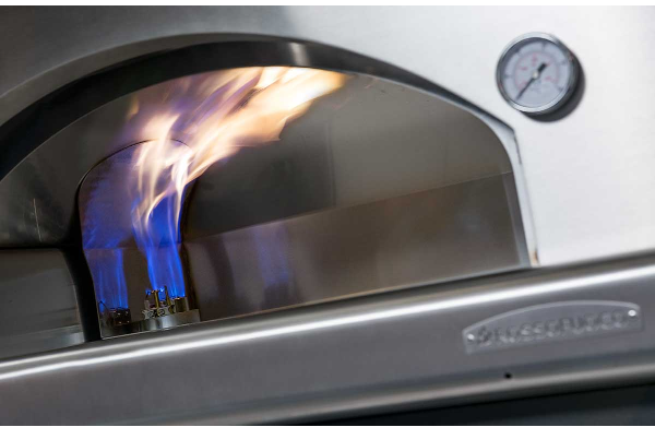 PIÙ TRECENTO - Wood Fired Pizza Oven